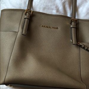 Michael Kors Tote